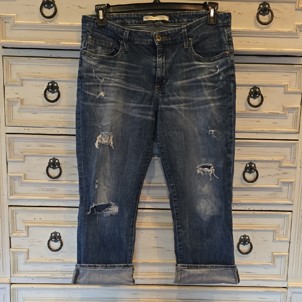 Big Star Women's Distressed Blue Capris